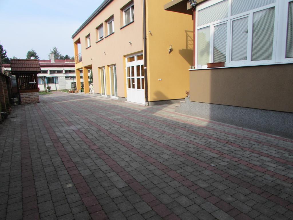 Rooms Vendi Daruvar Buitenkant foto